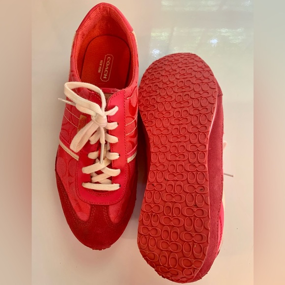 Authentic Coach Marabelle sneakers. Pink. Gorgeous. Size 9. - Picture 3 of 4